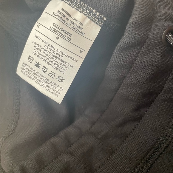 NWT Nike Women’s Tech Sportswear Black Sweatpants Jogger Pants Medium Tall - Picture 6 of 9